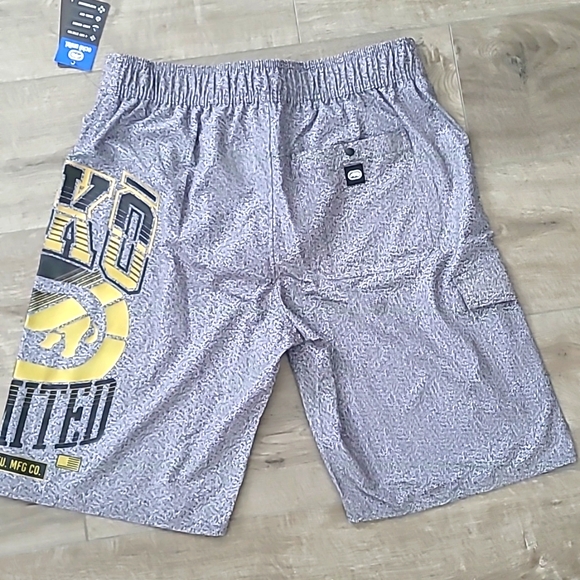 Ecko Unltd Men's Board Shorts, size medium, gray, NWT. - Picture 3 of 4